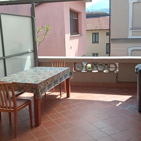 Casa Vanda Луино Екстериор снимка